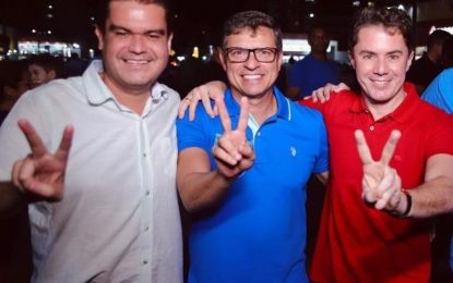 Foto de Mersinho Lucena com Veneziano causa mal-estar na aliança PP-PSB