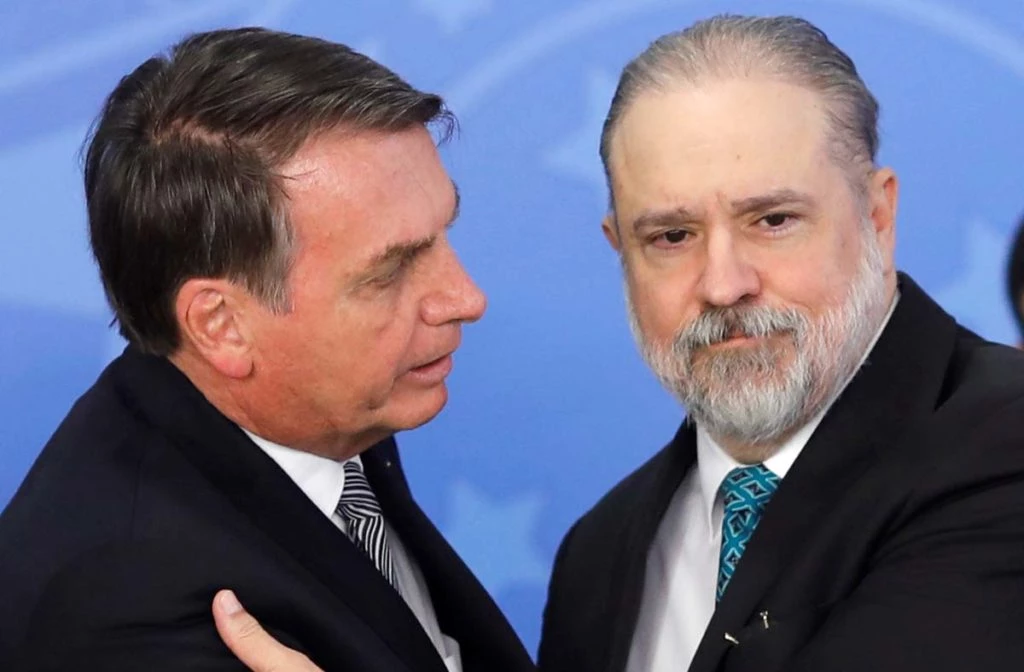Lula cogita manter Augusto Aras na PGR se ganhar eleição