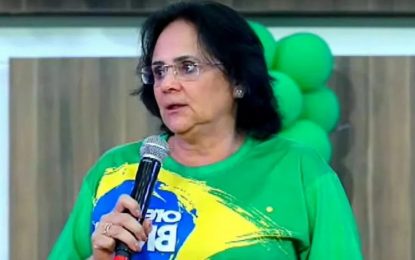 Damares usa caso do esgoto da extrema direita para criar pânico moral