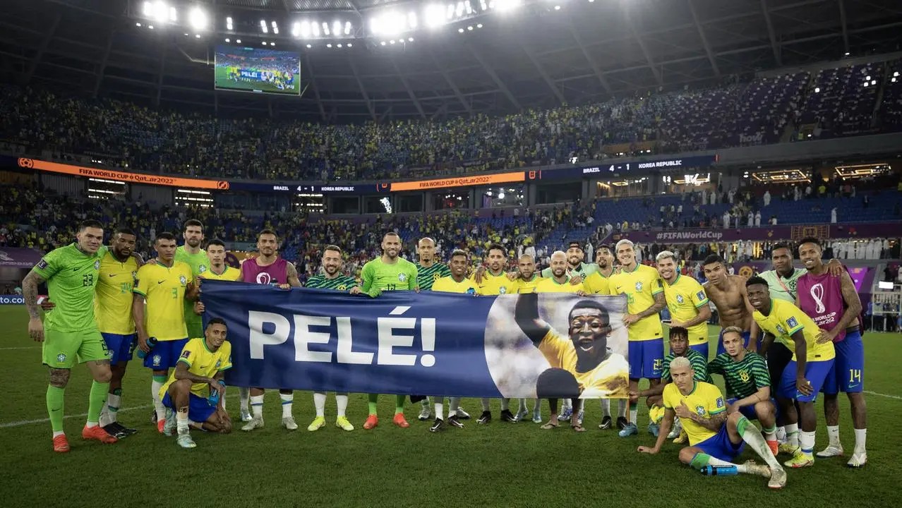 COPA DO MUNDO: Brasil vence Coreia do Sul com goleada e homenageia Pelé.
