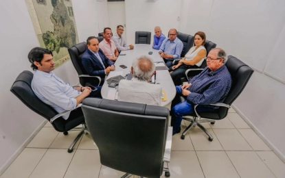 Cícero Lucena anuncia aquisição de 80 ônibus para a frota de João Pessoa