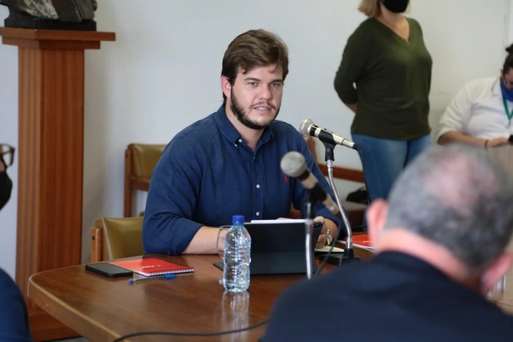 Bruno Cunha Lima escolhe novo partido