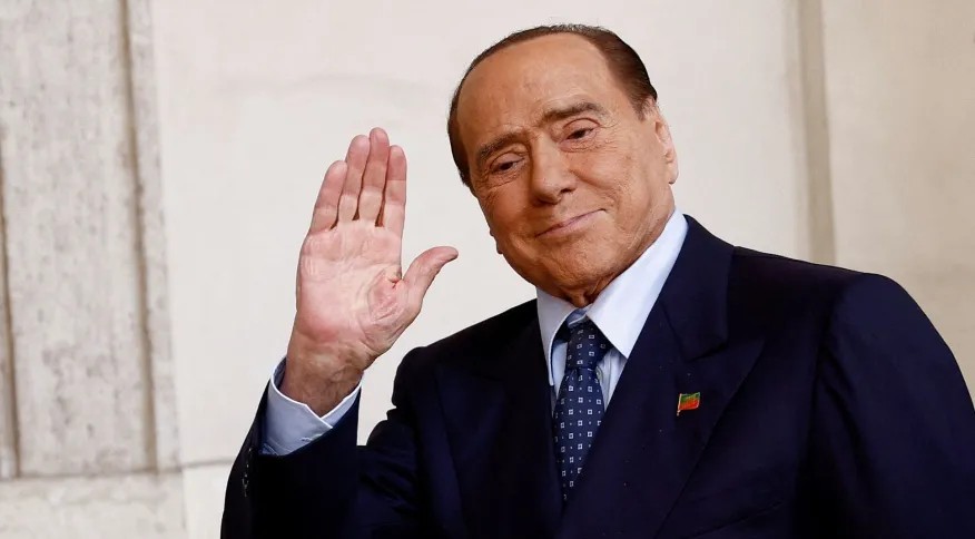 URGENTE: Morre ex-primeiro-ministro italiano Silvio Berlusconi aos 86 anos