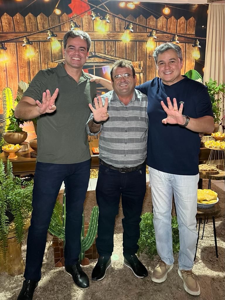 Efraim Filho e George Morais anunciam mais um prefeito no União Brasil Paraíba