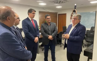 Ministro do TCU debate com João Azevêdo e Cícero Lucena práticas de governança pública