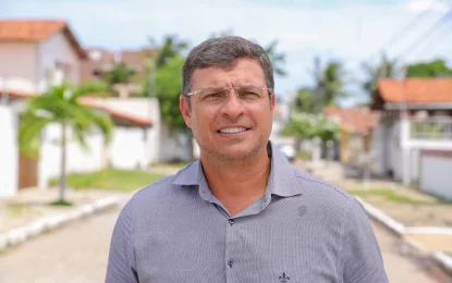 Vitor Hugo anuncia saída do União Brasil e deve assumir o comando do PDT