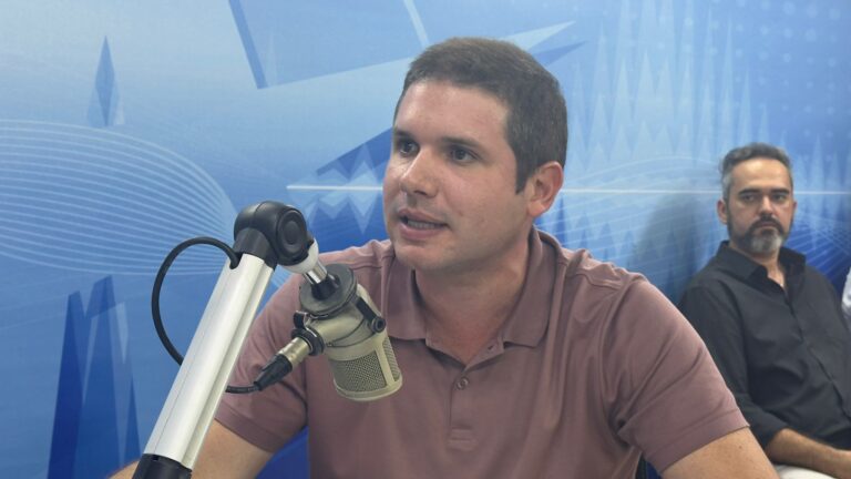 “Wilson tem jogo de cintura e fará grande gestão”, avalia Hugo Motta sobre novo secretário de Educação da Paraíba