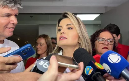 Ruy Carneiro confirma Amanda CSI como vice na chapa: “É uma voz”