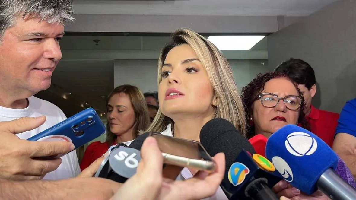 Ruy Carneiro confirma Amanda CSI como vice na chapa: “É uma voz”