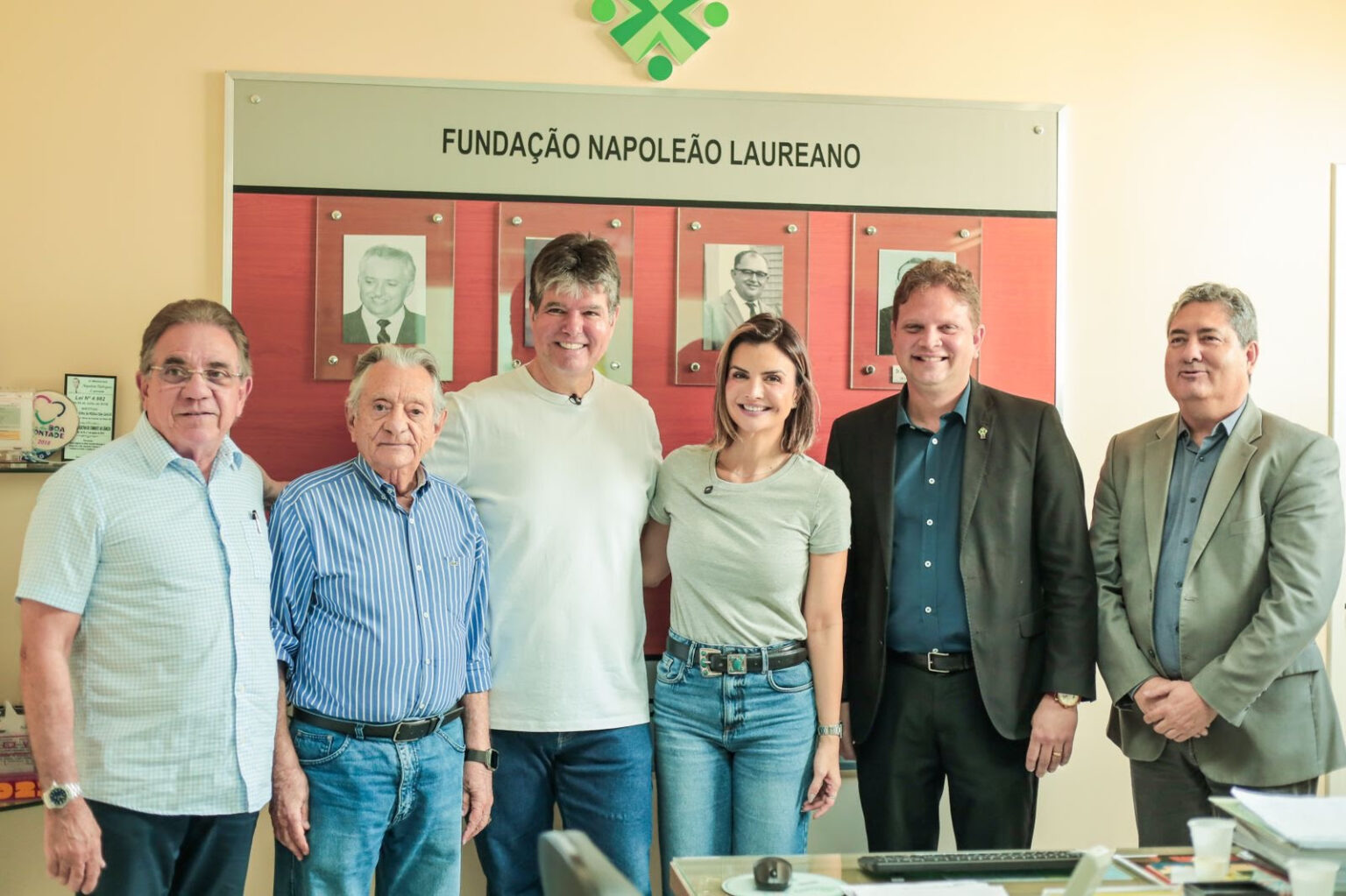 O Presidente da Fundação Napoleão Laureano agradece novas ações de Ruy para ampliação dos atendimentos na unidade