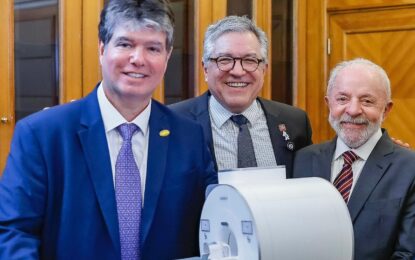 Reunião de Ruy com presidente Lula e Ministro da Saúde garante avanço para distribuição de materiais especiais para pessoas com autismo através do SUS