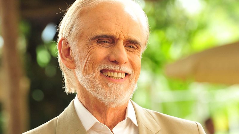 Morre Francisco Cuoco, um dos grandes galãs da TV brasileira, aos 91 anos