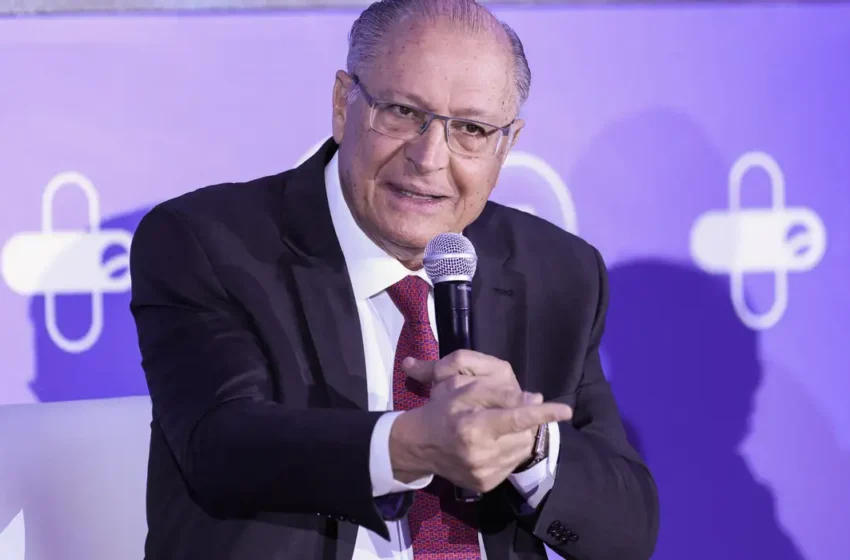 Alckmin diz que prioridade do governo é ampliar setores fora do tarifaço dos EUA