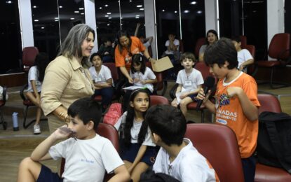 Projeto ‘Escola na Câmara’ recebe alunos do colégio Evolução
