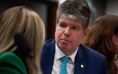 Ruy Carneiro rejeita aproximação com base governista: “Nunca conversei isso com Aguinaldo”