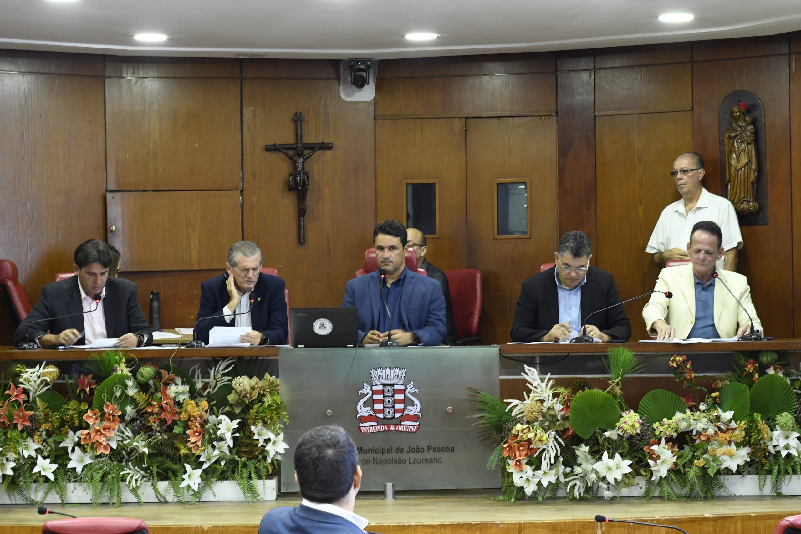 CCJ apreciou 28 matérias na reunião desta segunda-feira (8)