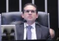 Motta diz que seguirá regras da Câmara para avaliar situação de Eduardo Bolsonaro