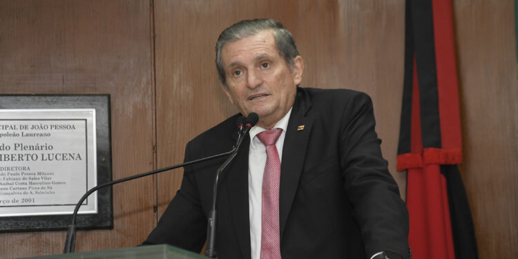 Odon Bezerra revela que “golpe do falso advogado” está fazendo vítimas em João Pessoa