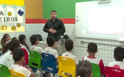 Escola do Legislativo prepara alunos do Ensino Fundamental para serem vereadores por um dia