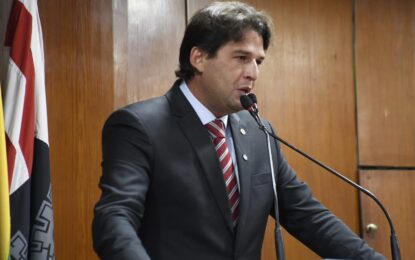 Zona Azul: líder da oposição destaca descontentamento da população