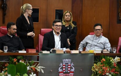 Sessão especial comemora Dia da Bíblia Católica