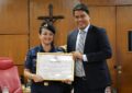 Câmara entrega Título de Cidadã Pessoense a Íris Cavalcante
