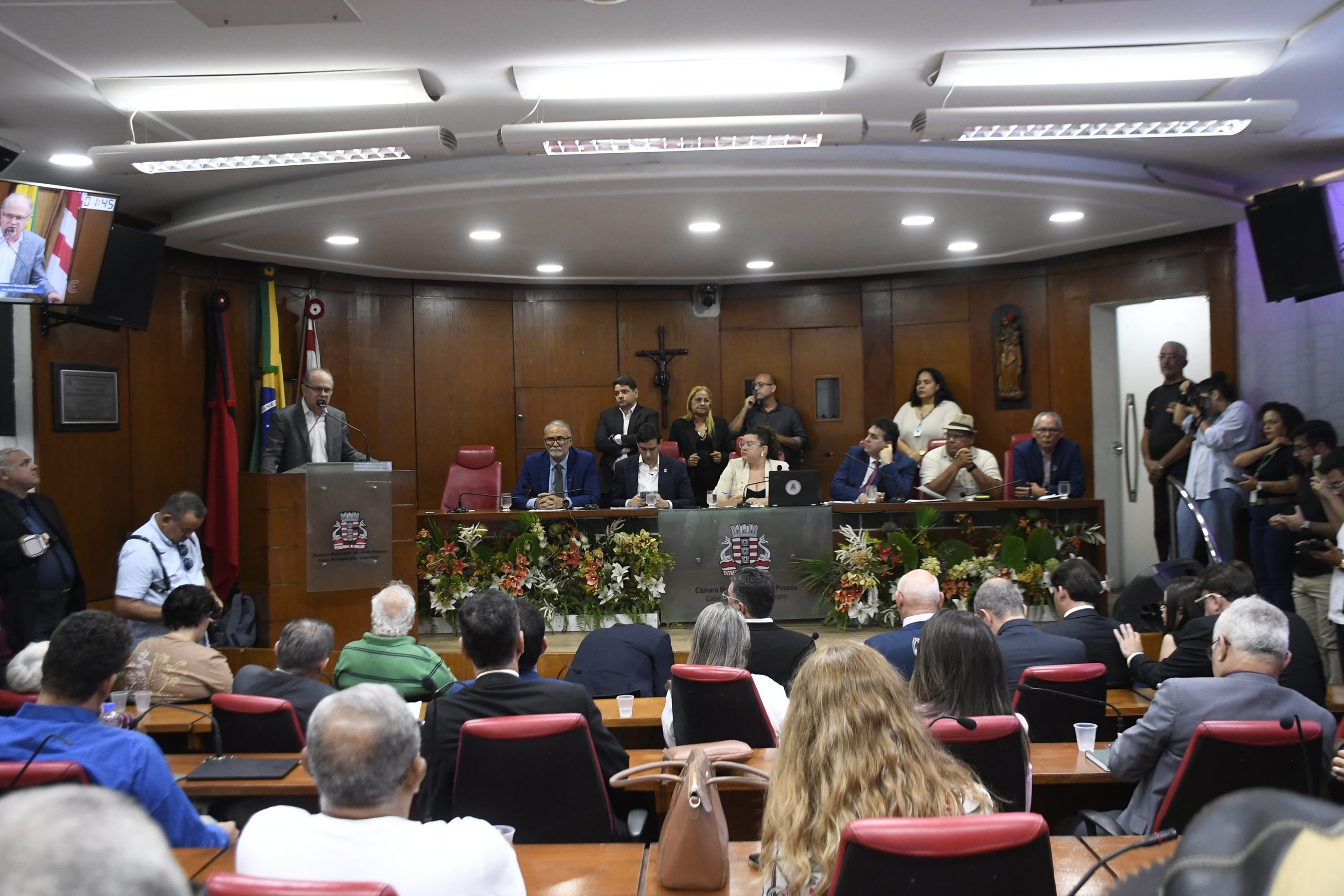 Vereadores apresentam questionamentos e sugestões para Zona Azul