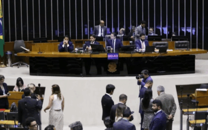 Câmara aprova texto-base do PL Antifacção; maioria da bancada paraibana vota a favor – CONFIRA