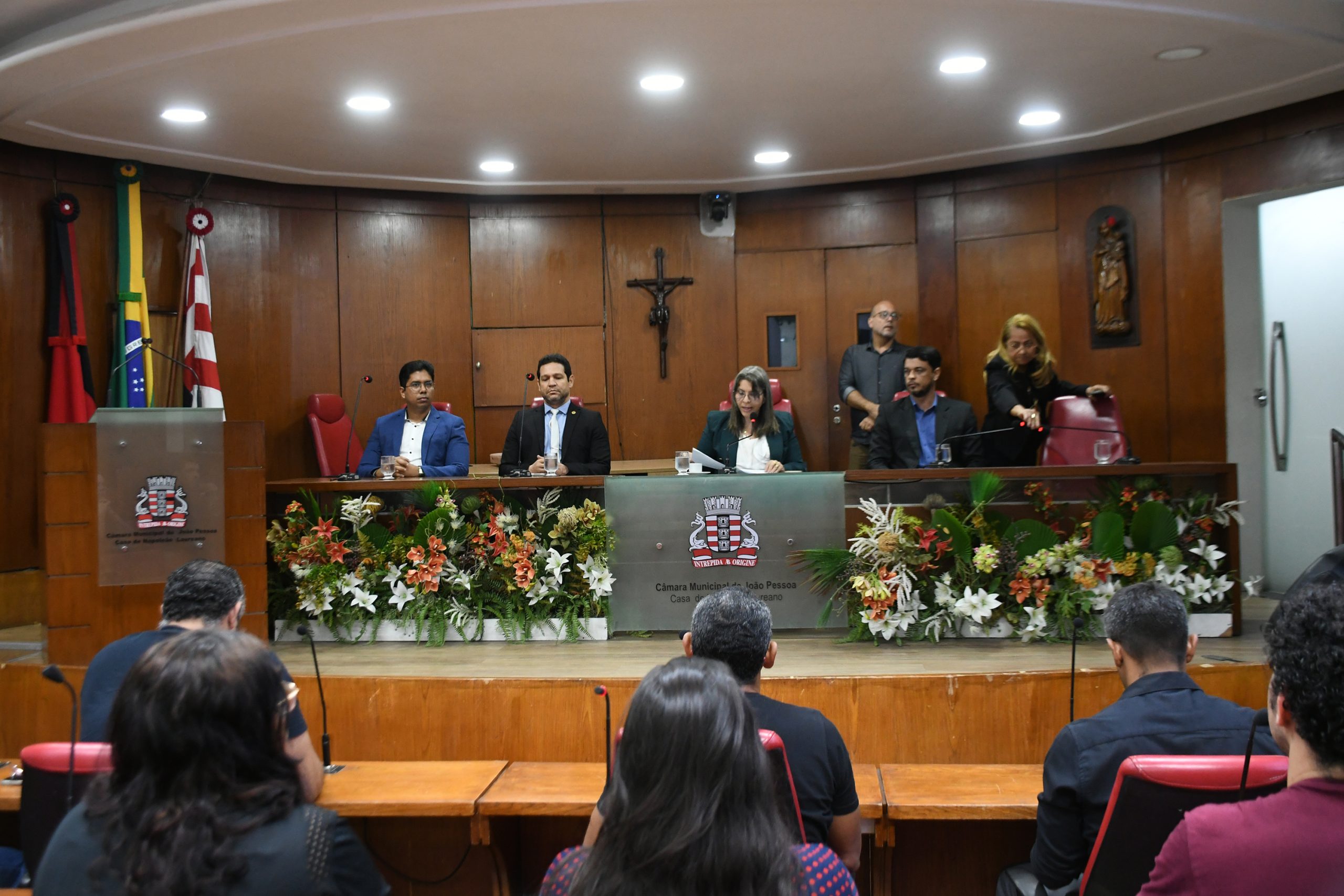 Audiência pública na CMJP cobra cumprimento do piso da Radiologia