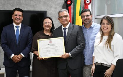 Auditor fiscal aposentado, Lecivaldo Lima, recebe Título de Cidadão Pessoense