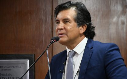 Parlamentar critica indicação de Jorge Messias ao STF