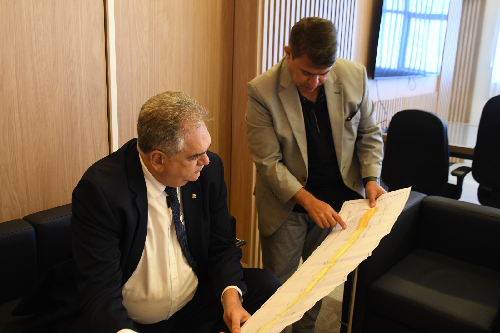 Dinho busca entendimento com Poderes para restituir Lei do Uso do Solo de João Pessoa