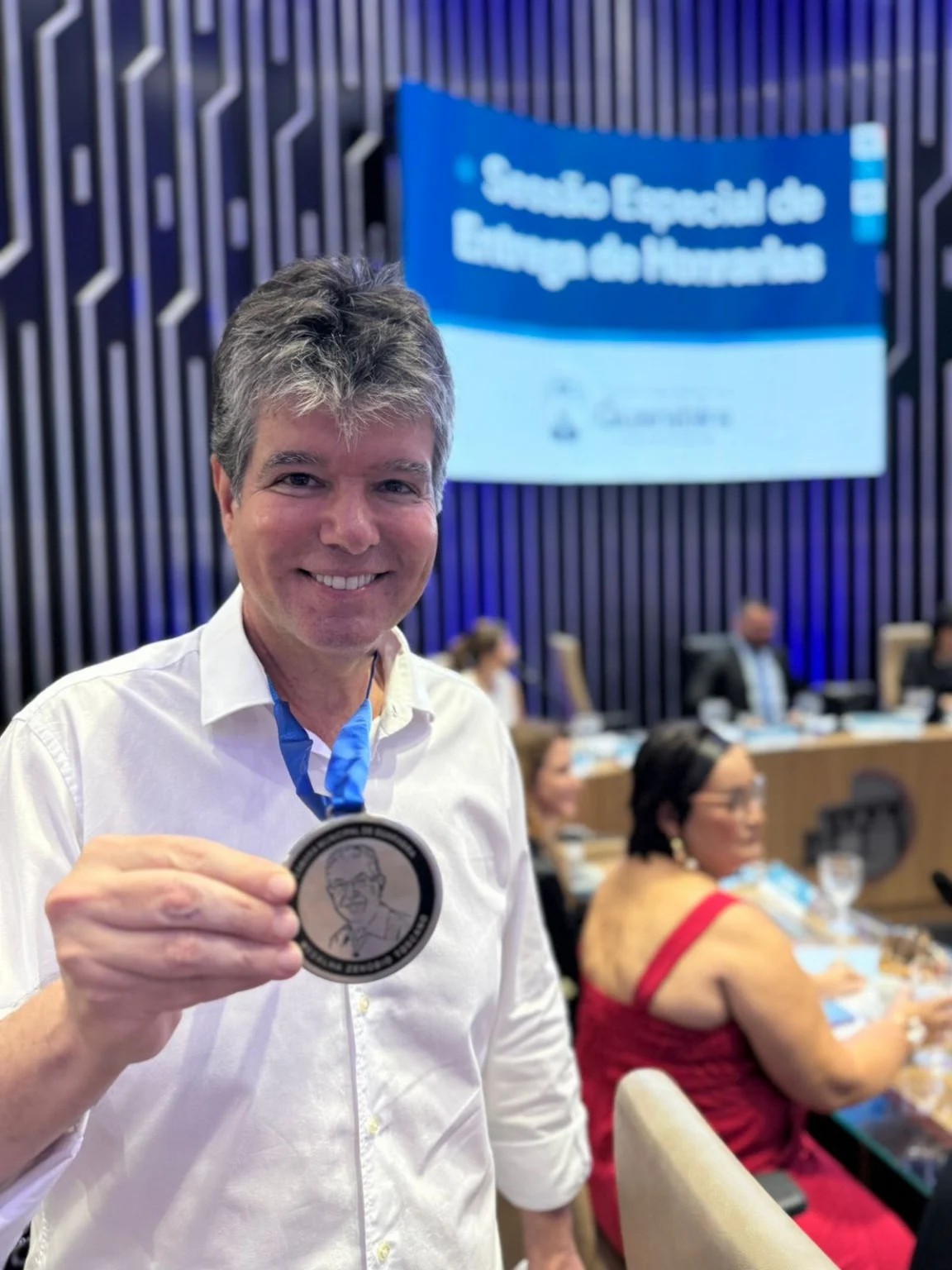 Ruy anuncia recursos para construção de nova praça e recebe homenagem pela atuação no Brejo paraibano