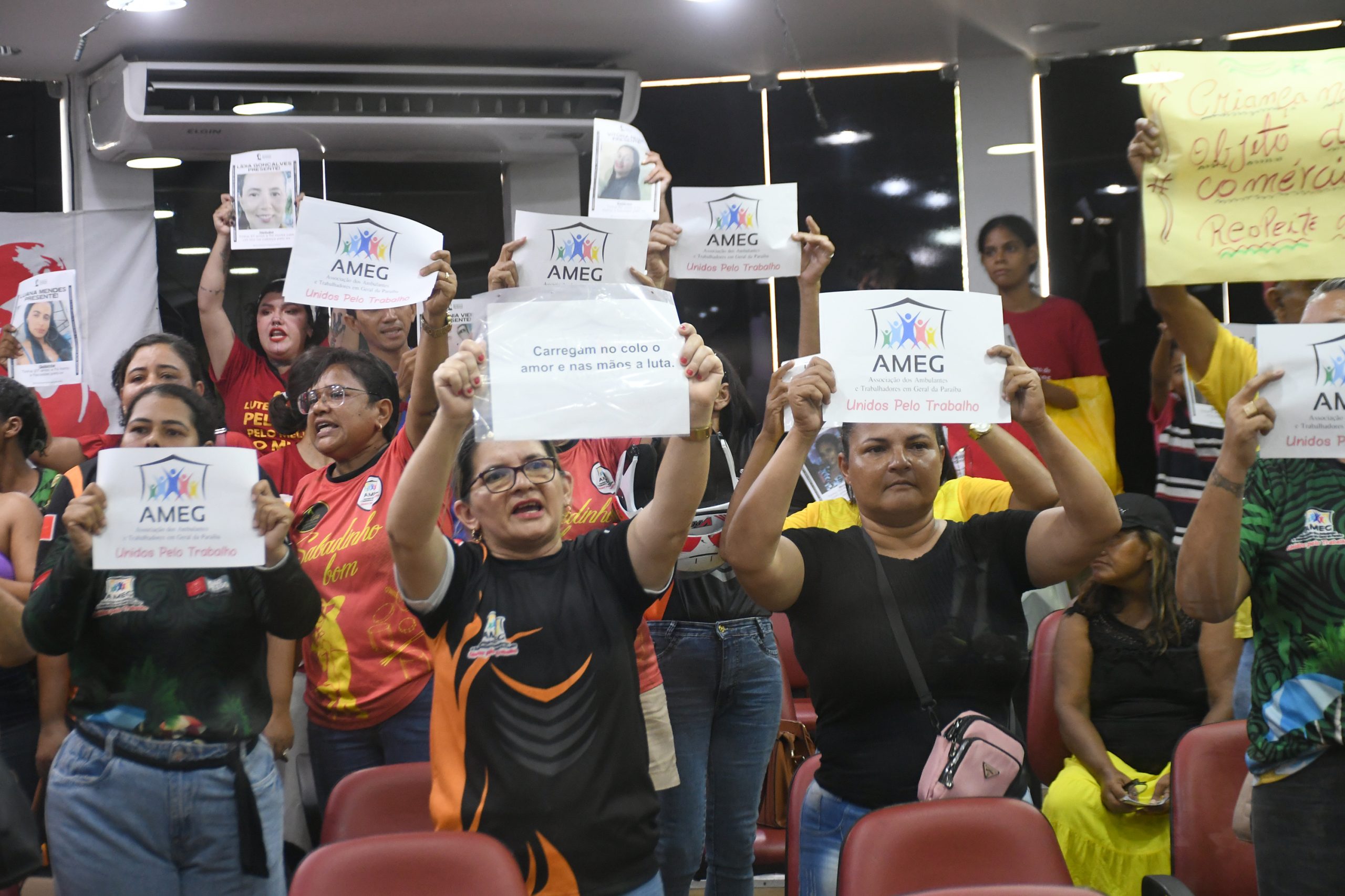 CMJP: Frente em Defesa da Criança e do Adolescente debate com ambulantes