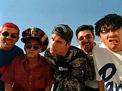 30 anos sem Mamonas: familiares relembram sucesso meteórico e tragédia