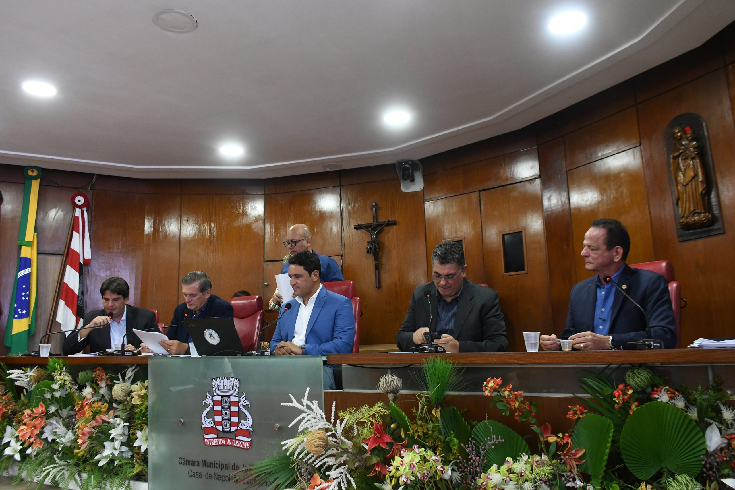 Programa Educador Social Voluntário: CCJ é favorável à atualização dos valores da bolsa-auxílio