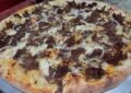 Pizza de carne de sol na nata pode ter causado infecção em mais de 100 pessoas e morte de mulher na Paraíba