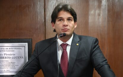 Vereador se solidariza com mulher ambulante em caso de abuso infantil