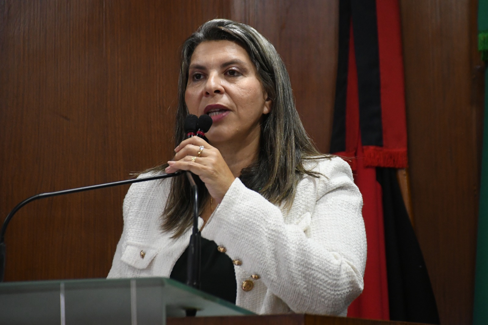 Vereadora destaca Lei que institui aulas de defesa pessoal para mulheres nas escolas