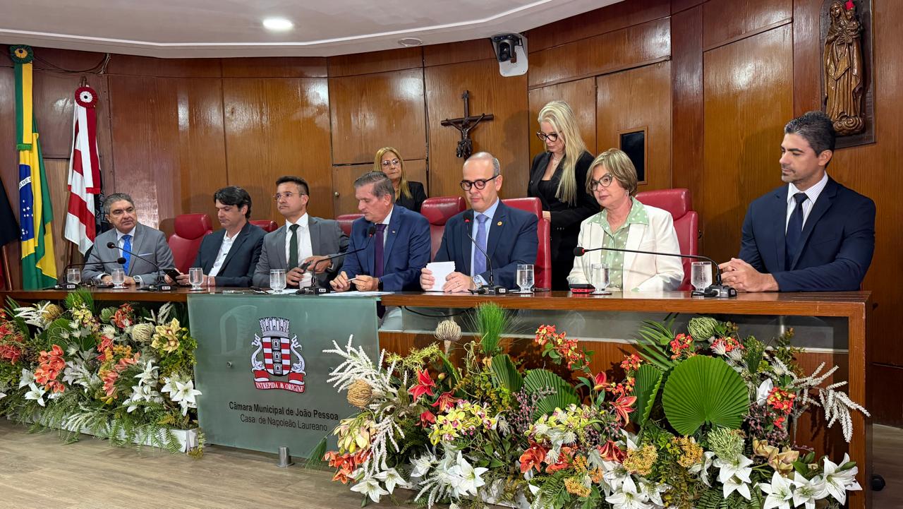 CMJP homenageia advogado Arthur Monteiro Lins Fialho