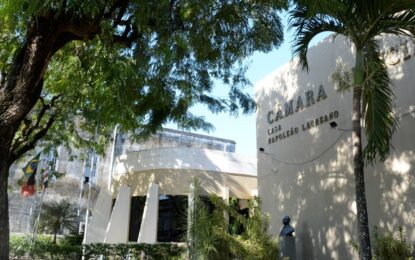 Agenda: tuberculose e valorização dos professores serão debatidos nesta semana