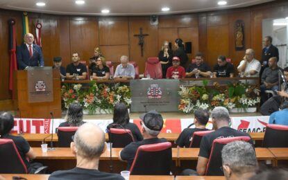 Trabalhadores debatem fim da escala 6×1 na CMJP