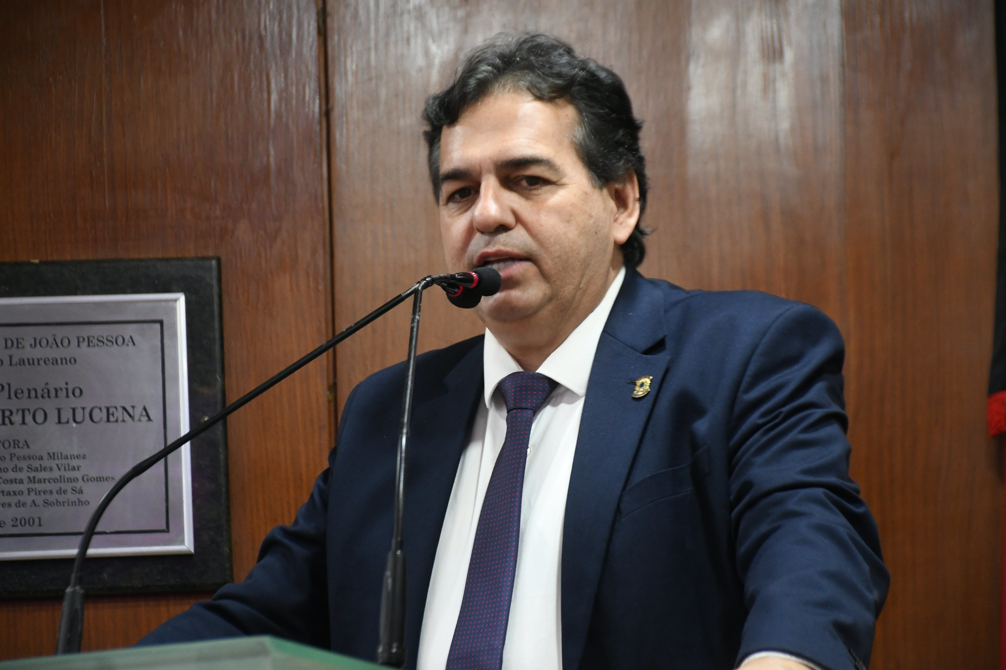 Vereador reclama sobre falta de gestão e planejamento na Capital