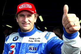 Morre Alex Zanardi, medalhista paralímpico, bicampeão da Indy e ex-piloto de Fórmula 1, aos 59 anos