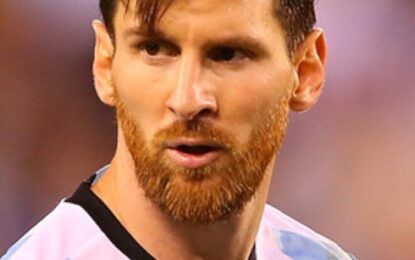 Copa do Mundo : Messi estreia contra a Inglaterra; relembre os primeiros jogos dele contra os campeões mundiais