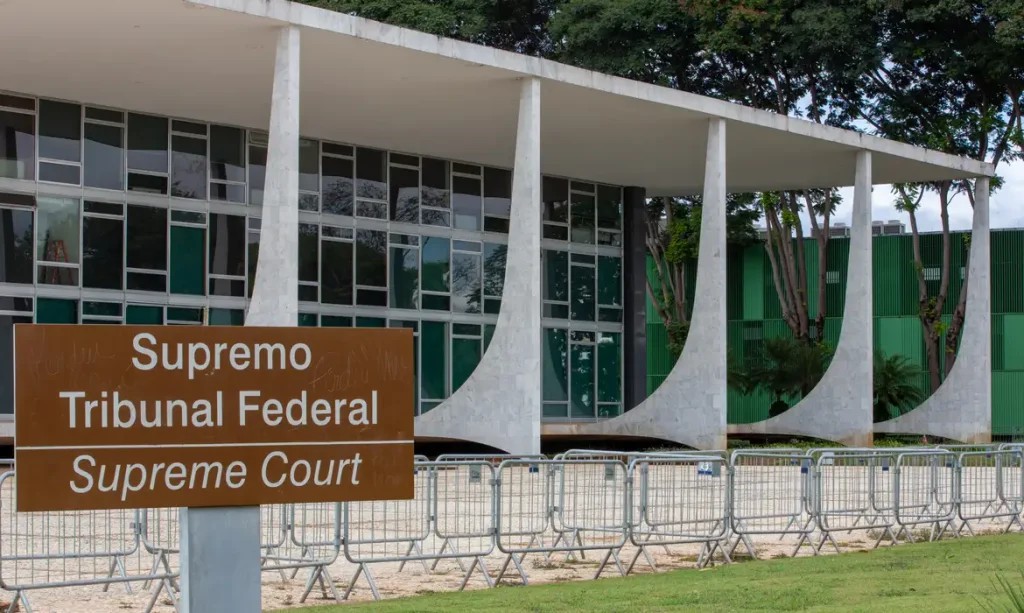 Lula poderá indicar 4 ministros para o STF até 2031